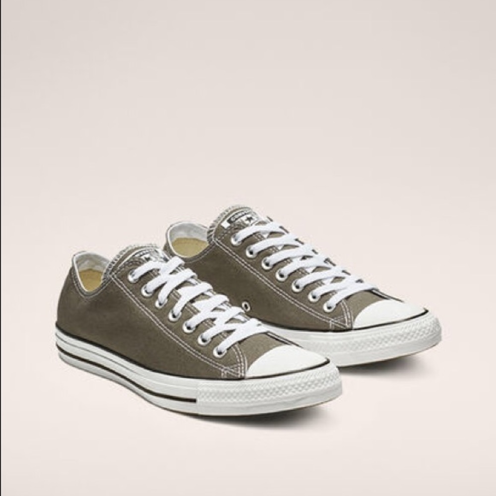Women’s Grey Converse Size Women’s 7